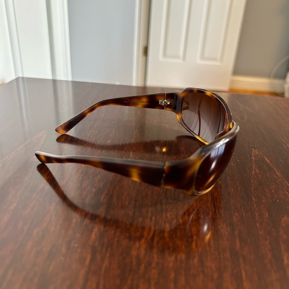 Authentic Oliver Peoples Brown Tortoise Kali Sunglasses main image 7